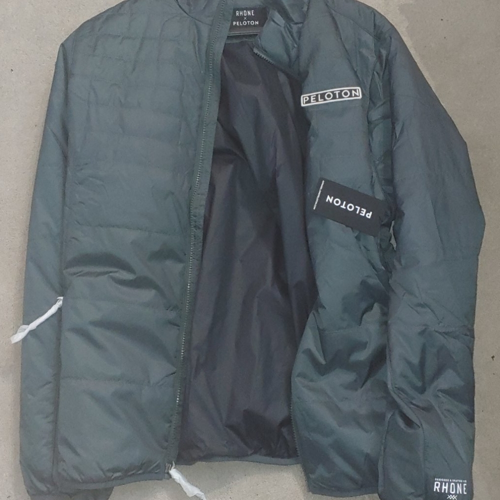 New Large Rhone Peloton Apparel Quilet Jacket